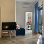 Apartamento Leopardi A Due Passi Dal Mare